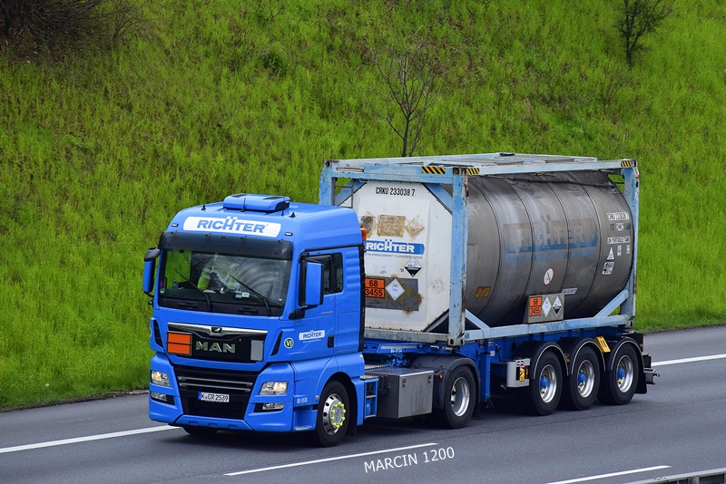 _DSC6408-crop-RICHTER-MAN TGX.JPG