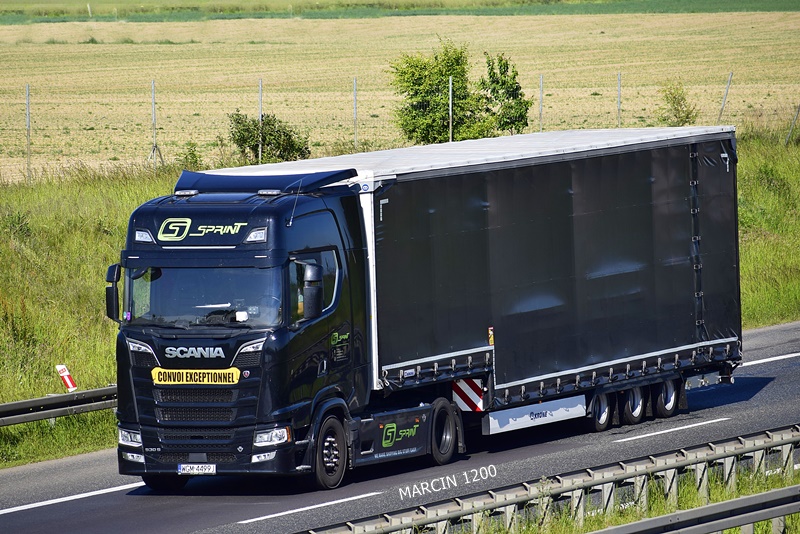 _DSC3248-crop-SPRINT-SCANIA S530 V8-KRONE.JPG