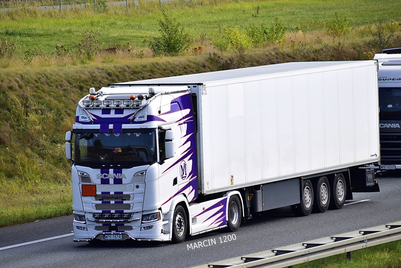 _DSC7724-crop-MAR TRANS - SCANIA S500.JPG