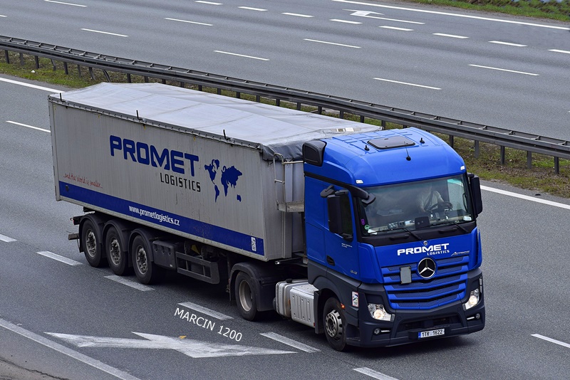 _DSC0877-crop-PROMET LOGISTICS-Mercedes-Benz Actros MP4.JPG