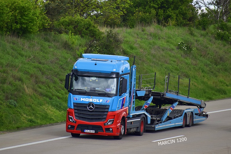 _DSC2037 MOSOLF-crop-Mercedes-Benz ActrosL MP5.JPG