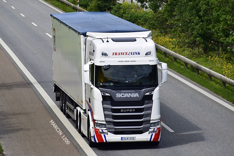 _DSC4598 FRANCE LINK-crop-SCANIA S500 SUPER.JPG