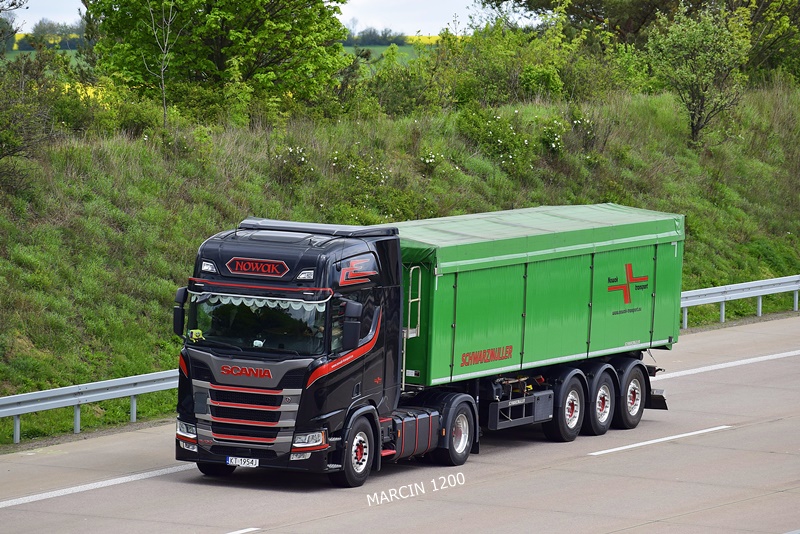 _DSC1640 NOWAK-crop-SCANIA R500 NG.JPG