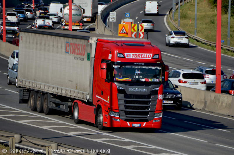 Scania_Torello_1629.JPG