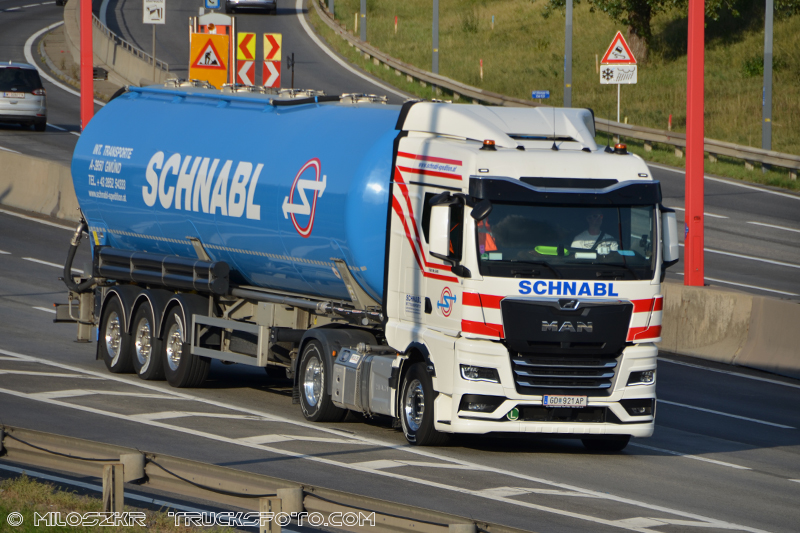 MAN TGX_Schnabl_2294.JPG