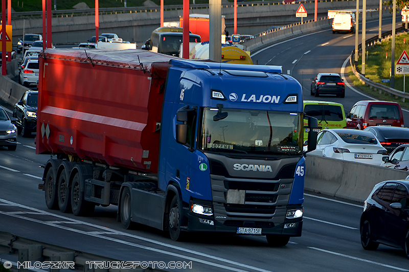 Scania_Lajon_3702.JPG