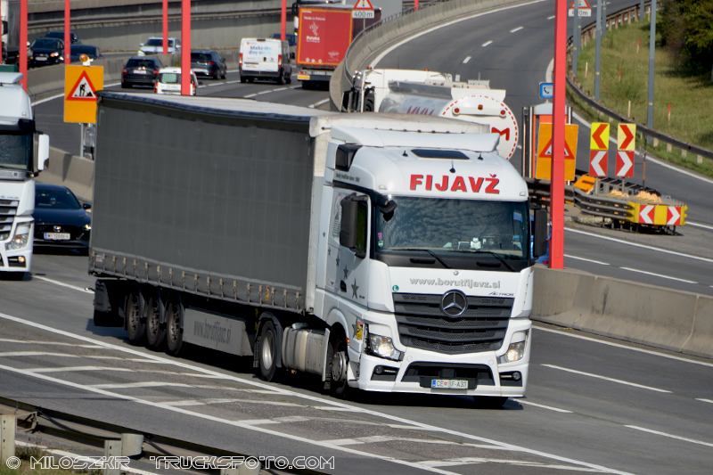 Mercedes Benz Actros MP4_ Fijavz_2035.JPG