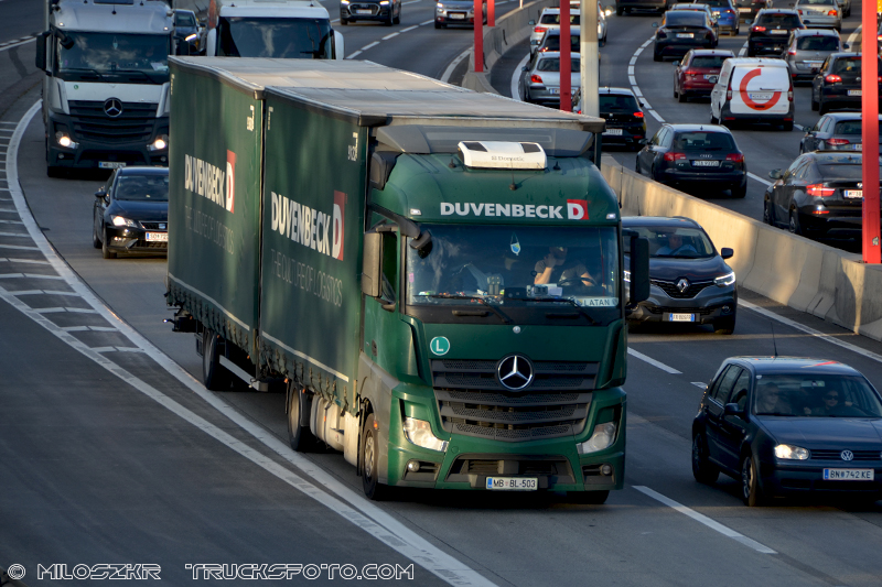 Mercedes Actros MP4_ Duvenbeck_3084.JPG