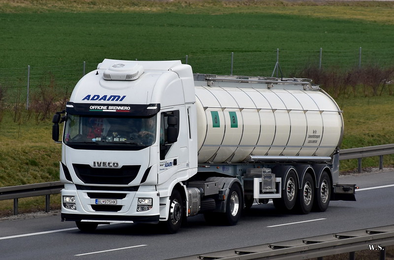 Adami_Iveco_HIWAT_SK.jpg