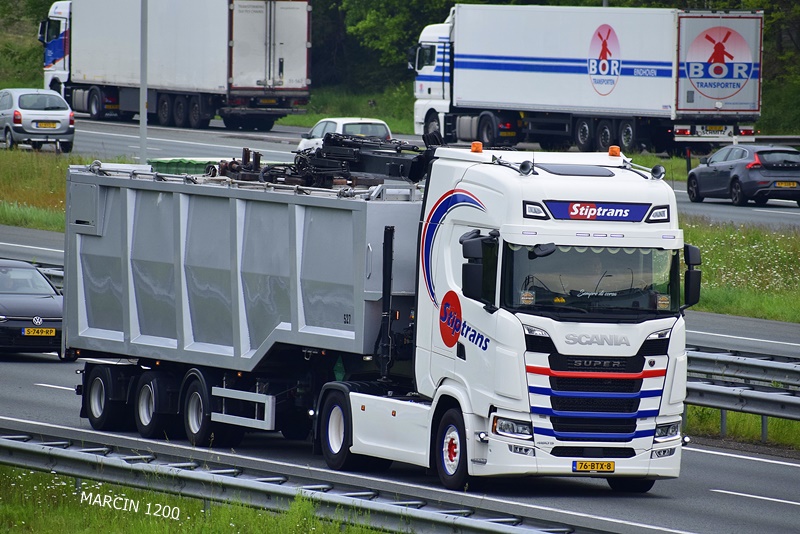 _DSC3928-crop-STIPTRANS-SCANIA S460.JPG