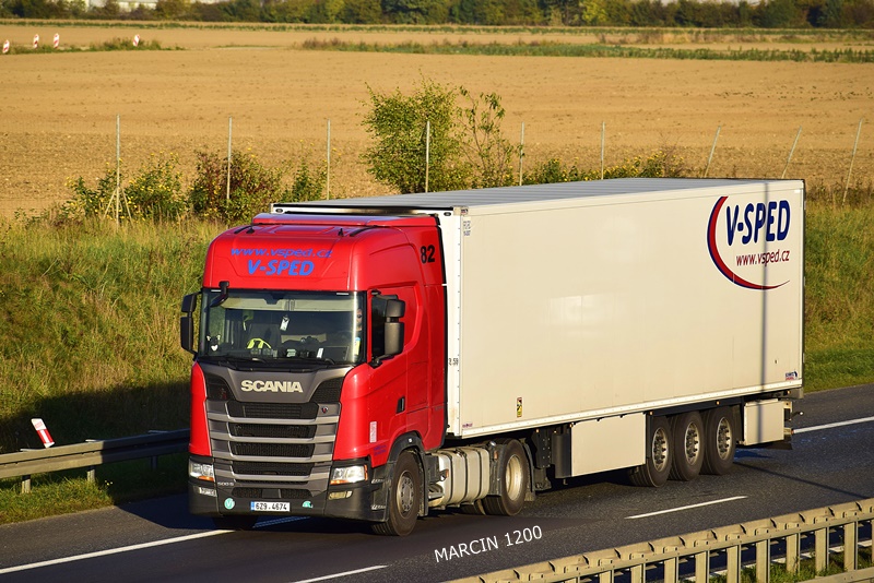 _DSC00011 (2442)-crop-V-Sped-SCANIA S500.JPG