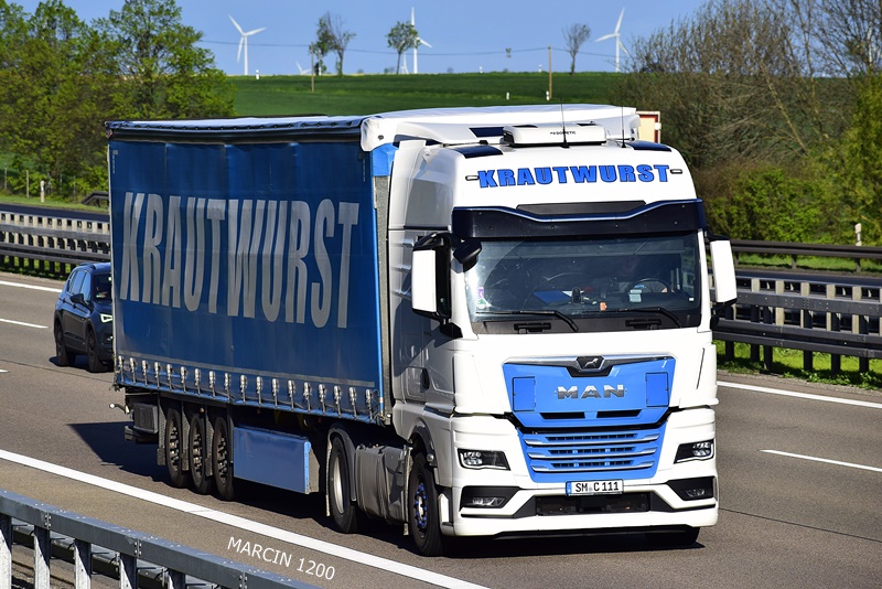 _DSC2395 KRAUTWURST-crop-MAN TGX II.JPG