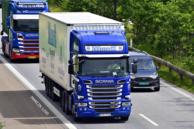 _DSC4779 MERTZ-crop-SCANIA R TOPLINE V8.JPG