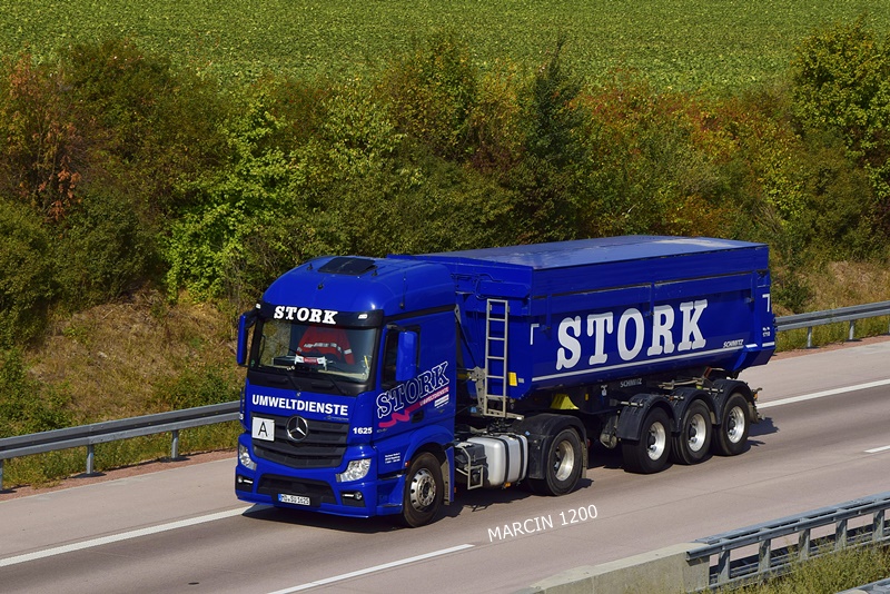 _DSC2477-crop-Stork-ACTROS MP4.JPG