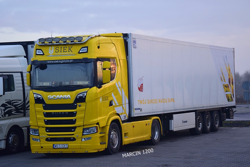 _DSC9803-crop-SIEK-SCANIA S530 V8-SUPER.JPG