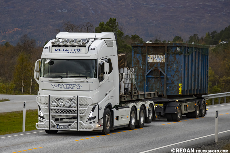 Volvo FH5 - Metallco.jpg