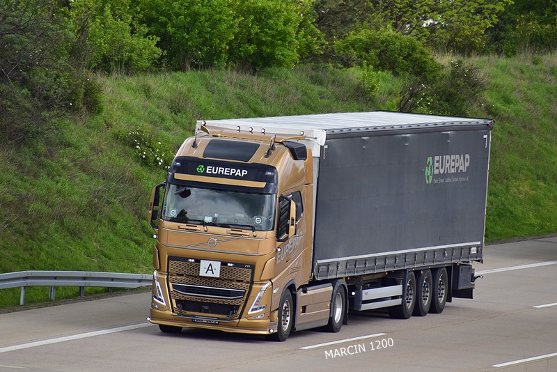 _DSC1853 EUROPAP-crop-VOLVO FH V.JPG