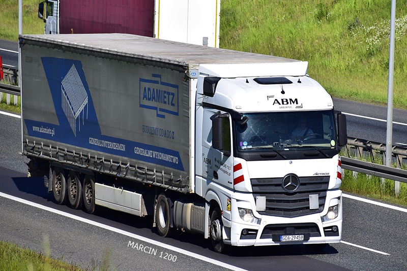 _DSC00011 (547)-crop-ABM-Mercedes-Benz Actros MP4.JPG