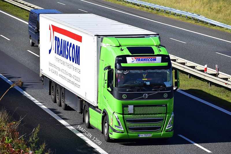 _DSC00011 (2222)-crop-Transcom-VOLVO FH V.JPG