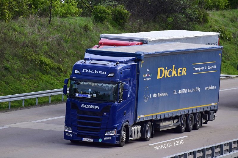 _DSC2578 DICKER-crop-SCANIA S540.JPG