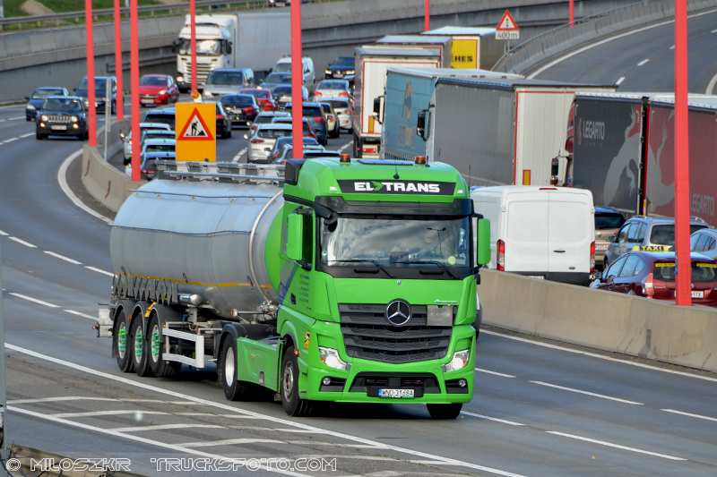 Mercedes Benz Actros MP4_El Trans_3791.JPG
