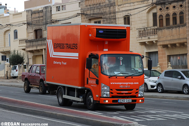 Isuzu - Express Trailers.jpg