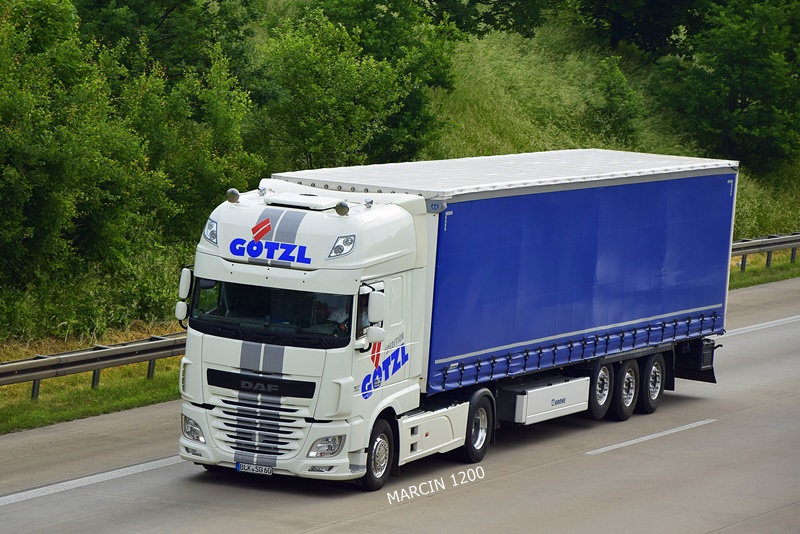 _DSC9956-crop-Spedition Götzl-DAF XF 106.JPG