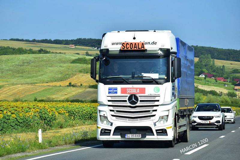 _DSC5578-crop-SCOALA-ACTROS MP IV.JPG