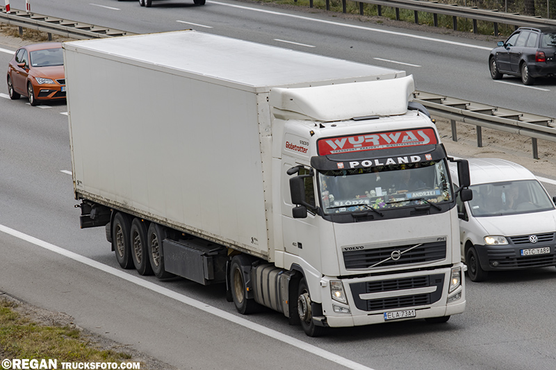 Volvo FH3 - Wyrwas.jpg