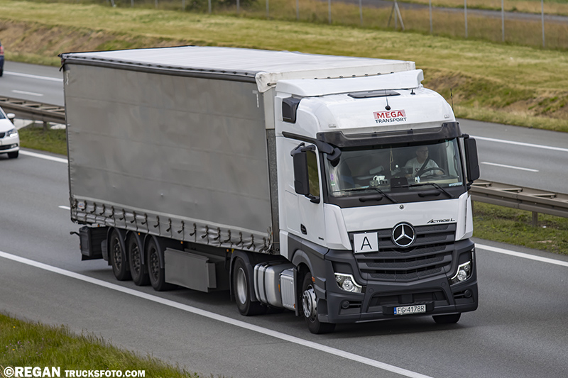 Mercedes-Benz Actros L - MegaTransport.jpg