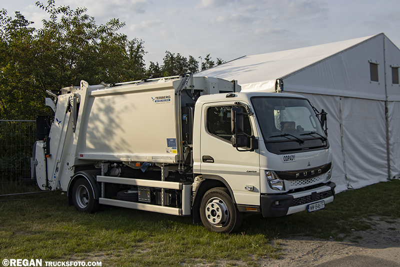 Mitsubishi-Fuso.jpg