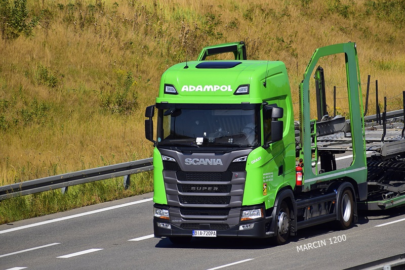 _DSC00011 (1634)-crop-ADAMPOL-SCANIA S420 SUPER.JPG