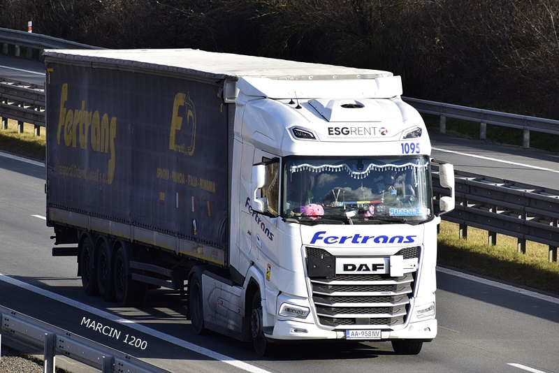 _DSC0466 FERTRANS-crop-DAF XG.JPG