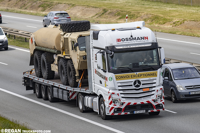 Mercedes-Benz Actros - Bossmann Spezialtransporte.jpg