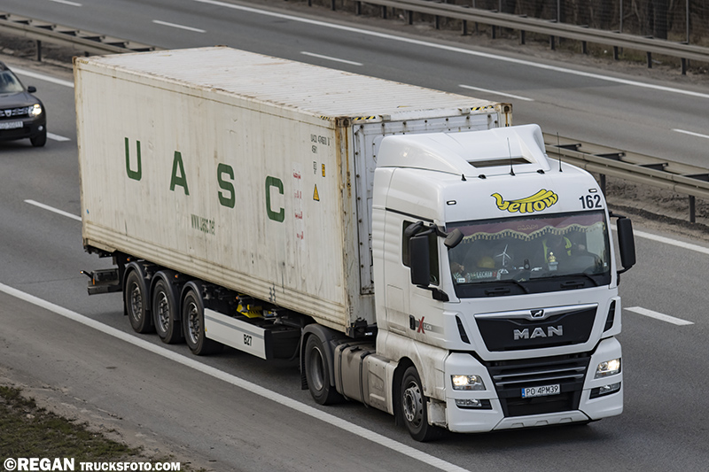 MAN TGX Citronex Yellow.jpg