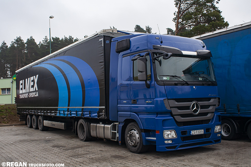 Mercedes-Benz Actros MP3 - Elmex.jpg