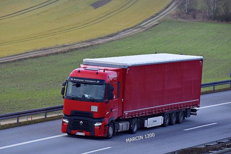 _DSC9461 BEDNAREK TRANSPORT-crop-RENAULT RANGE T EVO.JPG
