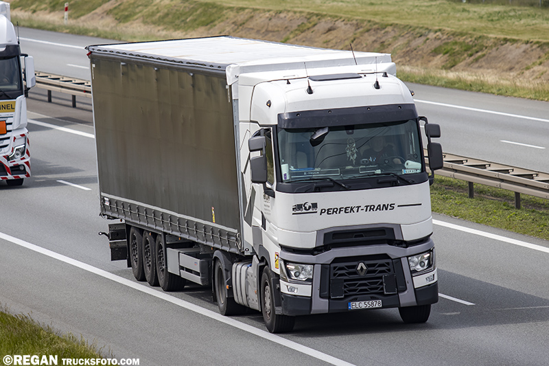 Renault Range T - Perfekt-Trans.jpg