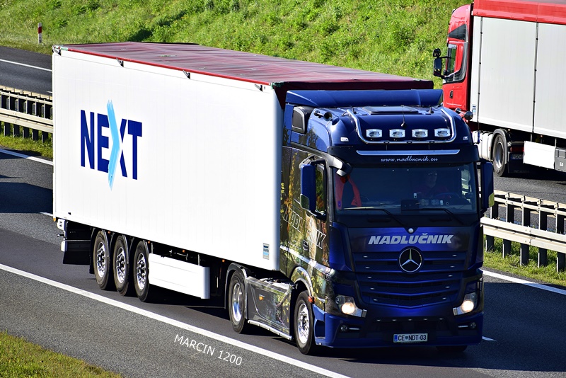 _DSC7072-crop-Nadlučnik-ACTROS MPIV.JPG