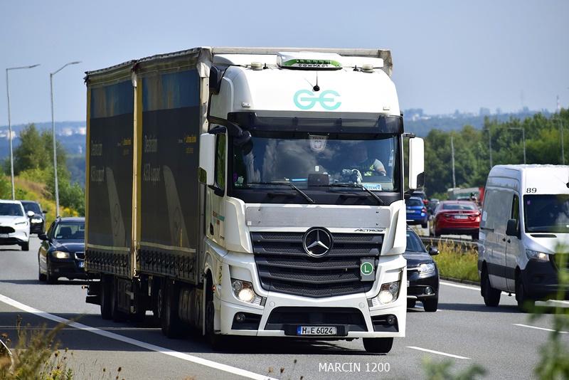_DSC00011 (1538)-crop-EBELING-crop-Mercedes-Benz Actros MP4.JPG