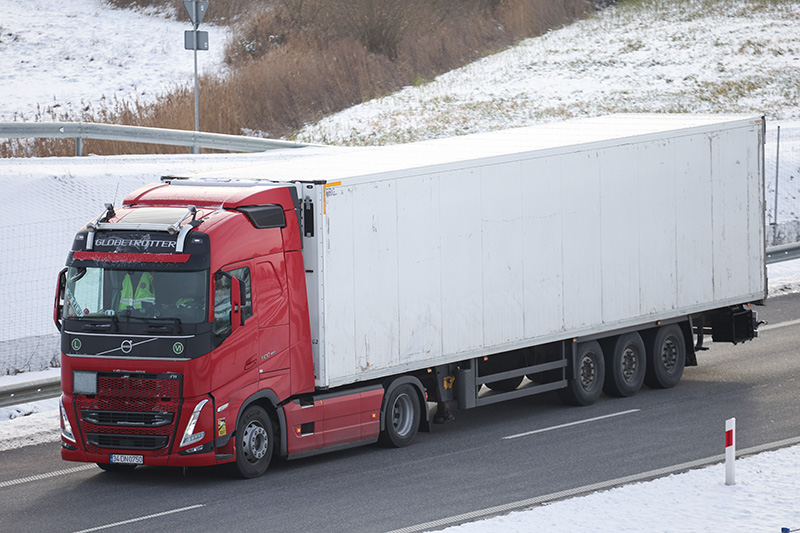 volvo fh tr.jpg