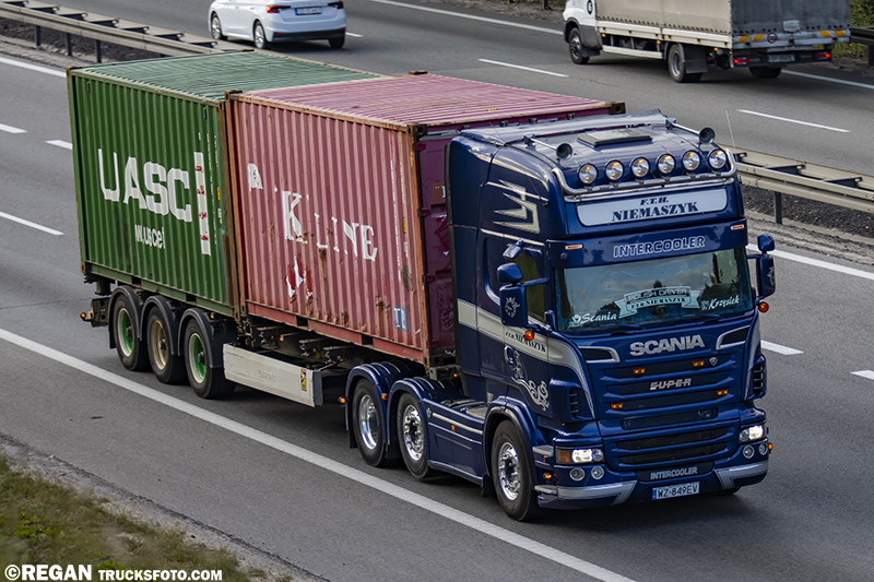 Scania R500 V8 - Niemaszyk.jpg