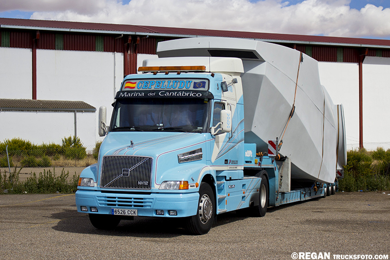 Volvo NH12  Cepelludu.jpg