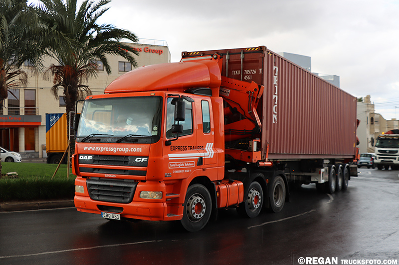 DAF CF - Express Trailers.jpg