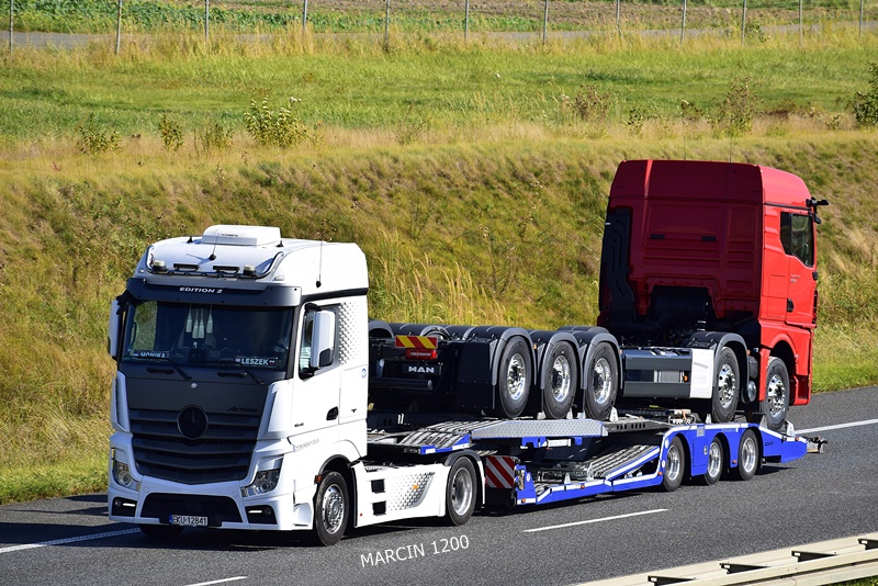 _DSC00011 (2083)-crop-Mercedes-Benz Actros Edition 2 - Mini Heavy Transport.JPG