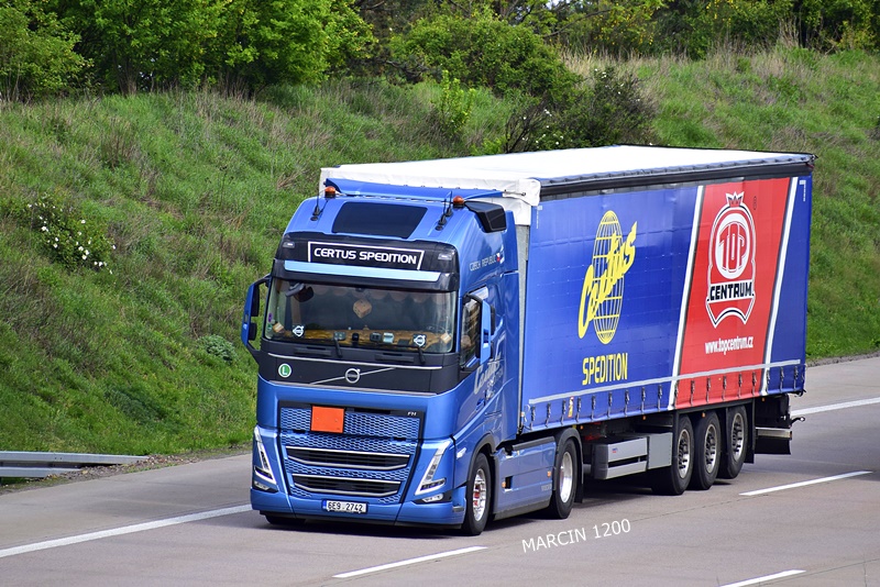 _DSC1799 CERTUS-crop-VOLVO FH V.JPG