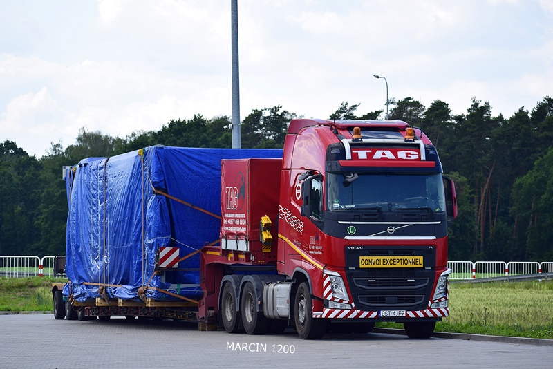 _DSC5795-crop-TAG-VOLVO FH IV.JPG