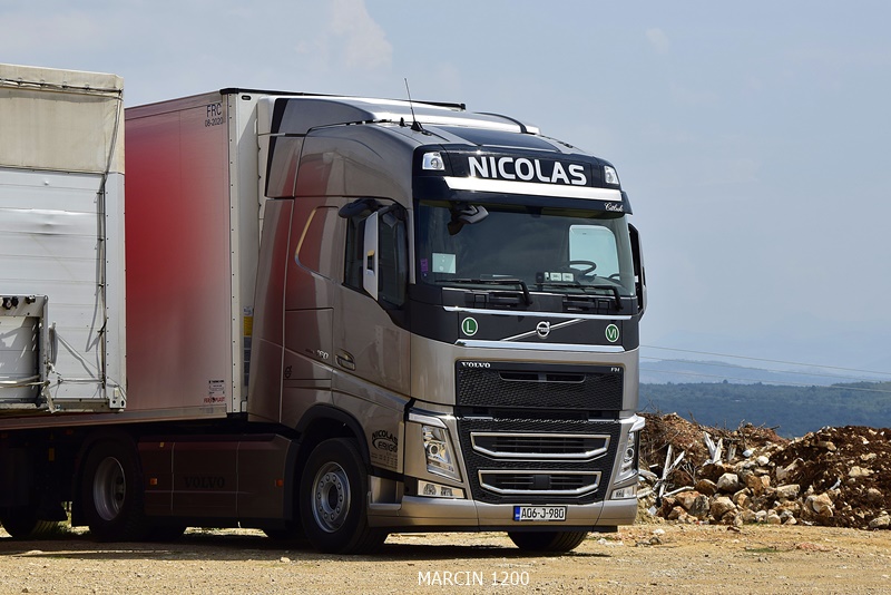 _DSC1543-crop-NICOLAS-VOLVO FH IV.JPG