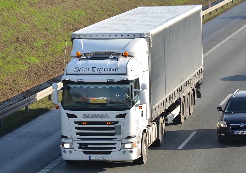 daker transport 1.JPG