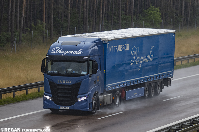 Iveco S-Way Drzymała.jpg